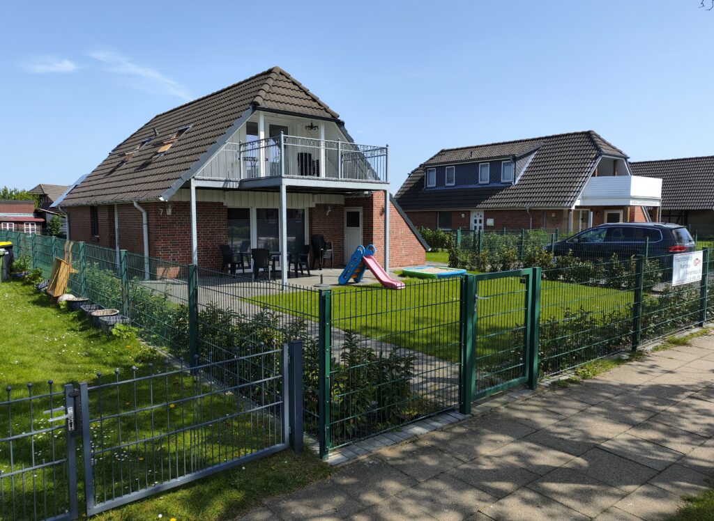 Ferienhaus Krabbe Friedrichskoog Eingang Helmsand